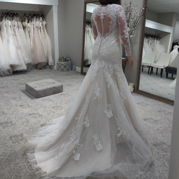 poshmark wedding dress